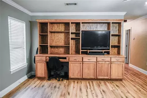 Living - 14420 Pine Dr, Walker, LA 70785 photo 2 of 2