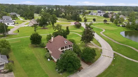 View/Area - 23901 Carter Trce, Springfield, LA 70462 photo 2 of 5