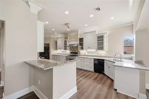 Kitchen - 23901 Carter Trce, Springfield, LA 70462 photo 1 of 3