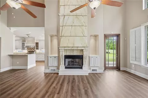 Living - 23901 Carter Trce, Springfield, LA 70462 photo 3 of 4