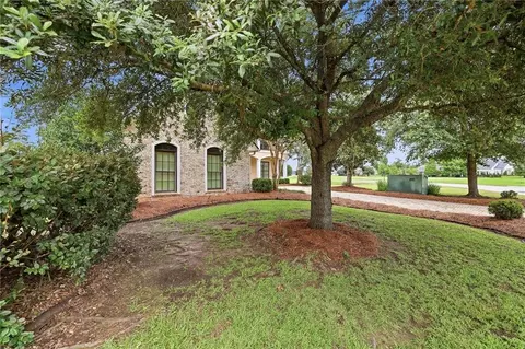 Exterior - 23901 Carter Trce, Springfield, LA 70462 photo 5 of 12