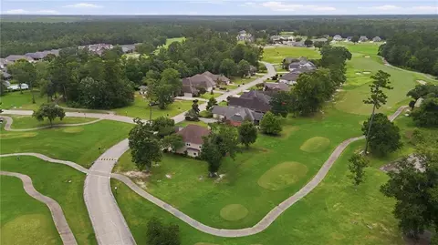 View/Area - 23901 Carter Trce, Springfield, LA 70462 photo 4 of 5