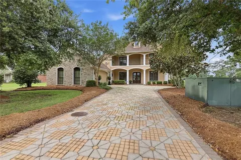 Exterior - 23901 Carter Trce, Springfield, LA 70462 photo 2 of 12