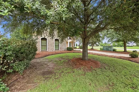 Exterior - 23901 Carter Trce, Springfield, LA 70462 photo 5 of 11