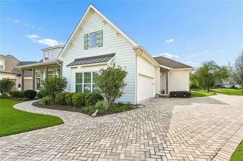 Exterior - 201 Rue Chantilly, Covington, LA 70433 photo 3 of 14
