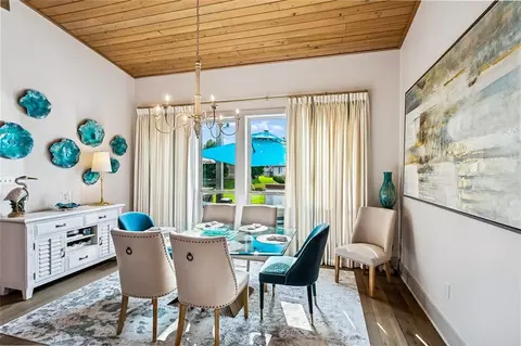 Dining - 201 Rue Chantilly, Covington, LA 70433 photo 2 of 2