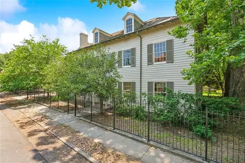 1305 Dublin St, New Orleans, LA 70118