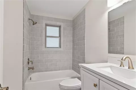 Bath - 1716 Eleventh St, Slidell, LA 70458 photo 3 of 3