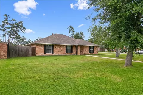 Exterior - 780 Abney Dr, Slidell, LA 70458 photo 2 of 8