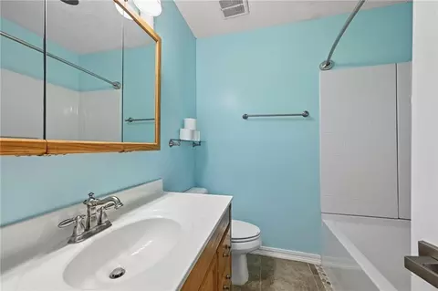Bath - 228 Scott Dr, Slidell, LA 70458 photo 1 of 2