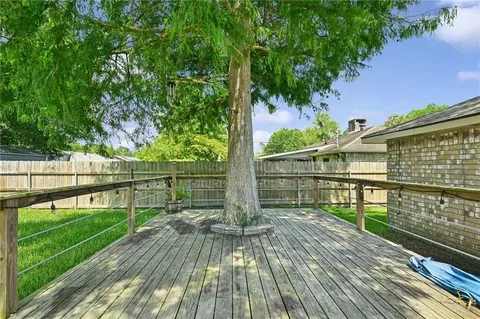 Exterior - 228 Scott Dr, Slidell, LA 70458 photo 5 of 7