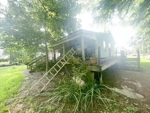 Exterior - 20194 Lacox Ln, Springfield, LA 70462 photo 8 of 11