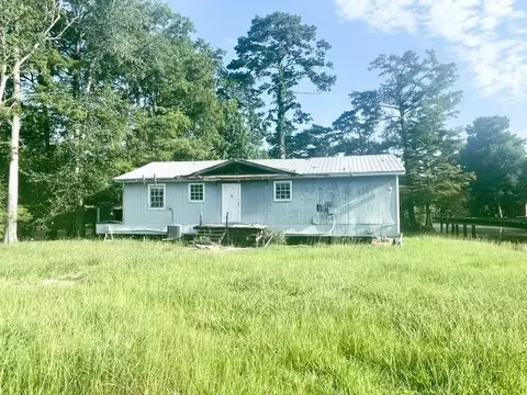 Exterior - 20194 Lacox Ln, Springfield, LA 70462 photo 1 of 11