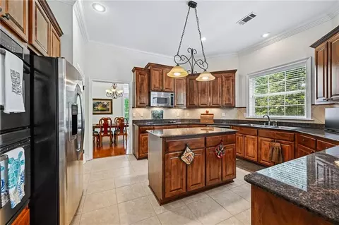 Kitchen - 52 Bleu Lake Dr, Covington, LA 70435 photo 2 of 2