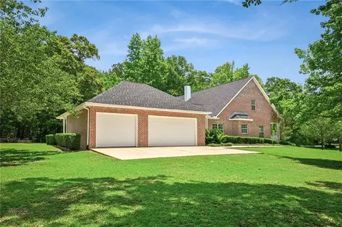 Exterior - 52 Bleu Lake Dr, Covington, LA 70435 photo 3 of 11