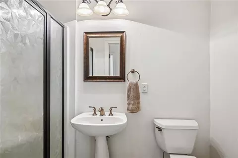 Bath - 52 Bleu Lake Dr, Covington, LA 70435 photo 1 of 4