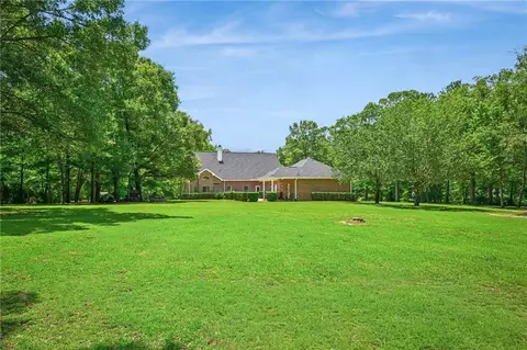 Exterior - 52 Bleu Lake Dr, Covington, LA 70435 photo 9 of 11