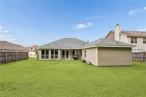 Exterior - 752 Simpson Way, Covington, LA 70435 photo 2 of 4