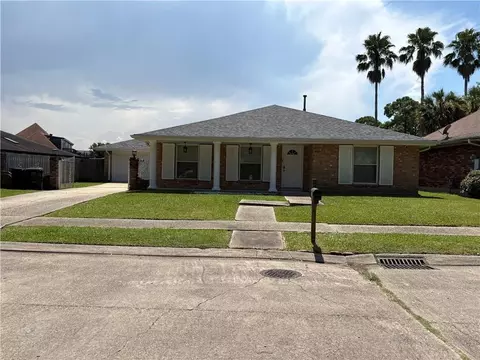 7810 Exeter St, New Orleans, LA 70126
