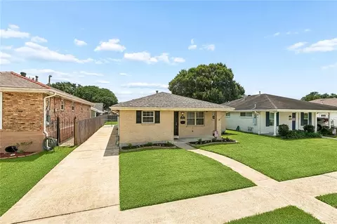 1317 Wisteria St, Metairie, LA 70005