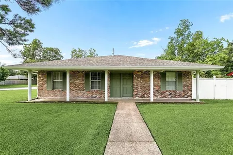 1401 W Hall Ave, Slidell, LA 70460