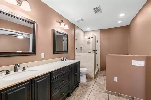 Bath - 118 Bishops Dr, Slidell, LA 70458 photo 1 of 3