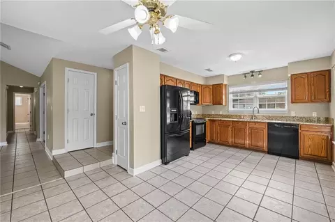 Entry Way - 118 Bishops Dr, Slidell, LA 70458 photo 1 of 1