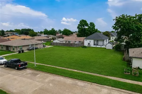 3417 Marietta St, Chalmette, LA 70043