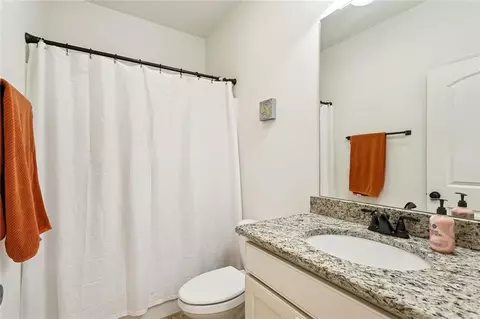 Bath - 12372 Parma Cir, Covington, LA 70435 photo 3 of 3