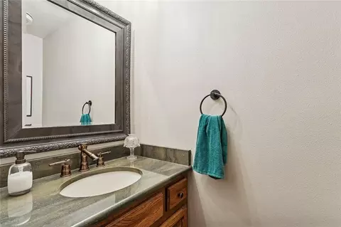Bath - 146 Chamale Dr, Slidell, LA 70460 photo 5 of 5