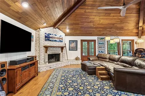 Living - 146 Chamale Dr, Slidell, LA 70460 photo 3 of 3
