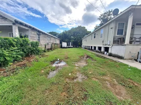 3928 Erato St, New Orleans, LA 70125