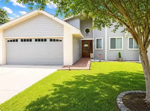 201 Lake Huron Ct, Slidell, LA 70461