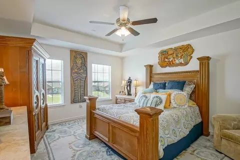 Bedroom - 421 Creekside Ct, Covington, LA 70433 photo 1 of 5
