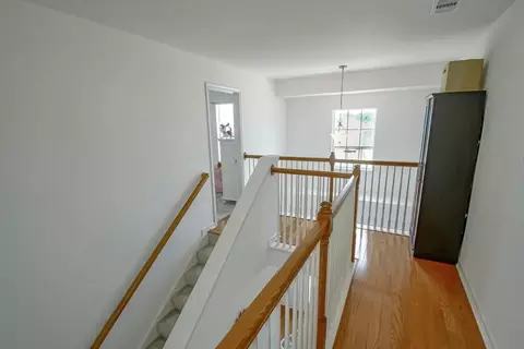 Entry Way - 421 Creekside Ct, Covington, LA 70433 photo 6 of 7