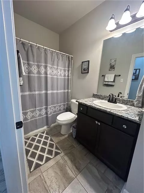 Bath - 22517 Gemstone Pl, Robert, LA 70455 photo 3 of 3
