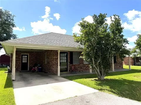 1131 East Camellia Dr, Thibodaux, LA 70301