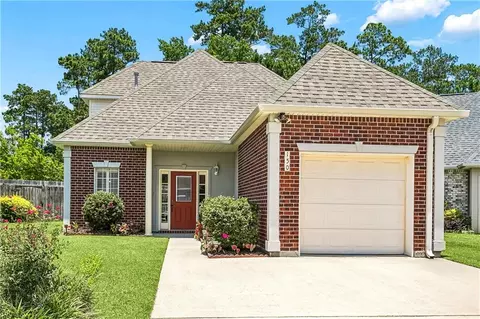 150 Emerald Oaks Dr, Covington, LA 70433