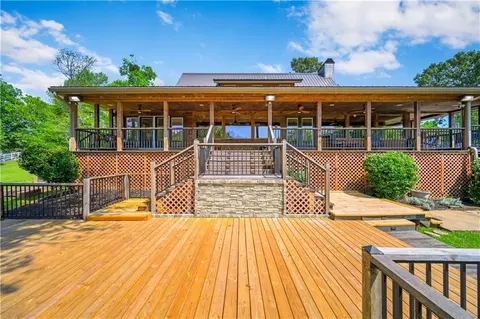 Exterior - 151 Wardway Dr, Boyce, LA 71409 photo 6 of 16