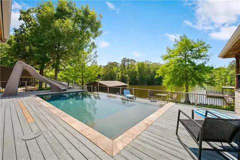 Exterior - 151 Wardway Dr, Boyce, LA 71409 photo 9 of 16