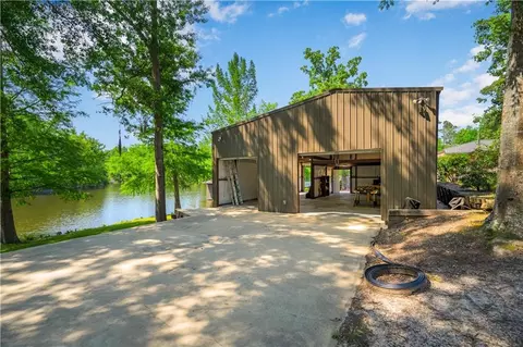 Exterior - 151 Wardway Dr, Boyce, LA 71409 photo 12 of 16
