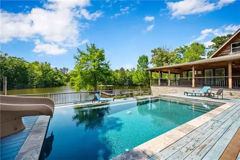 Exterior - 151 Wardway Dr, Boyce, LA 71409 photo 2 of 16