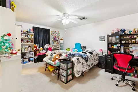 Bedroom - 33 Monte Carlo Dr, Kenner, LA 70065 photo 3 of 4