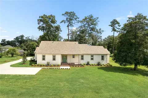 44060 Forbes Farm Dr, Hammond, LA 70403
