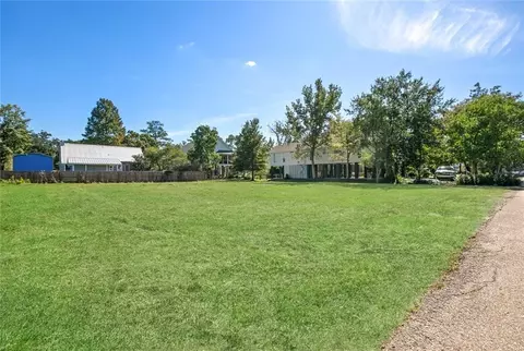 237 West St, Mandeville, LA 70448 photo 3