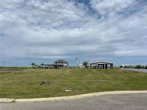 Hummingbird Lane, Belle Chasse, LA 70037