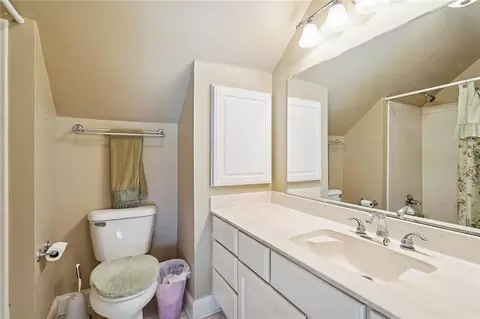 Bath - 1065 Clipper Dr, Slidell, LA 70458 photo 2 of 2