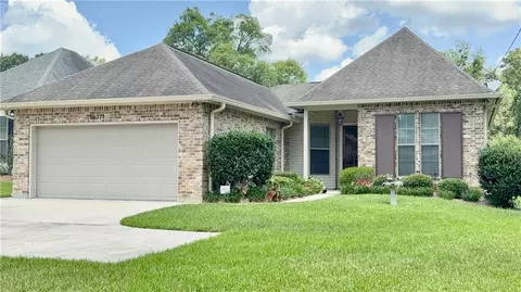 Exterior - 19371 9th Ave, Covington, LA 70433 photo 2 of 4