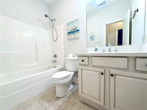 Bath - 19371 9th Ave, Covington, LA 70433 photo 4 of 4
