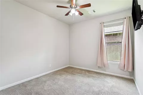 Bedroom - 100 E Lake Ct, Slidell, LA 70461 photo 1 of 3